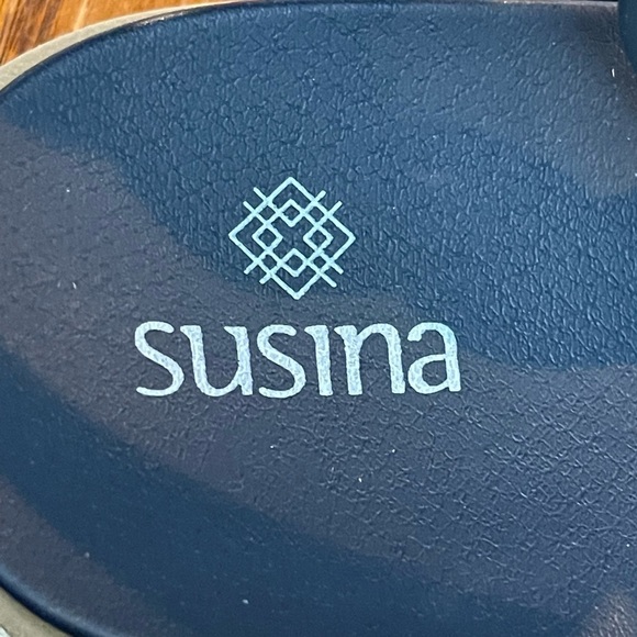 NWT SUSINA 𝅺women leather suede sandals blue size 7.5 - Picture 6 of 11